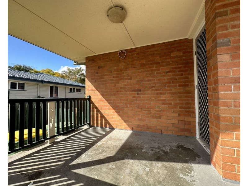 31 Crosshill Street, Leichhardt QLD 4305
