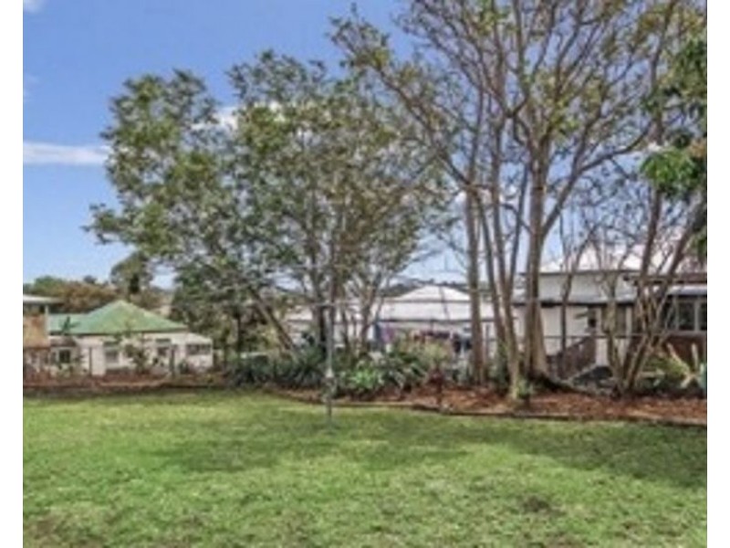 4 Lennon Lane, North Ipswich QLD 4305