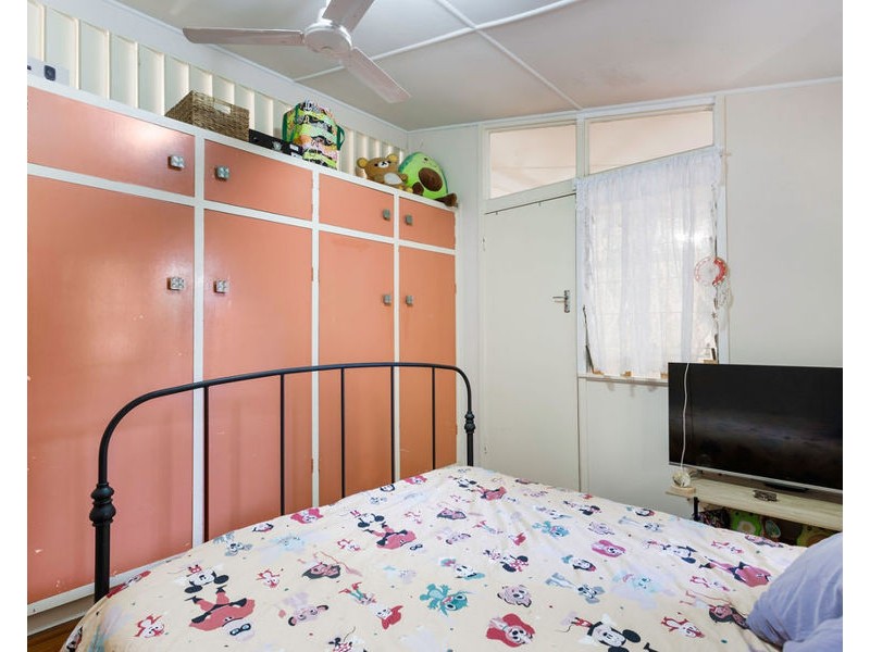 6 Marcel Street, East Ipswich QLD 4305