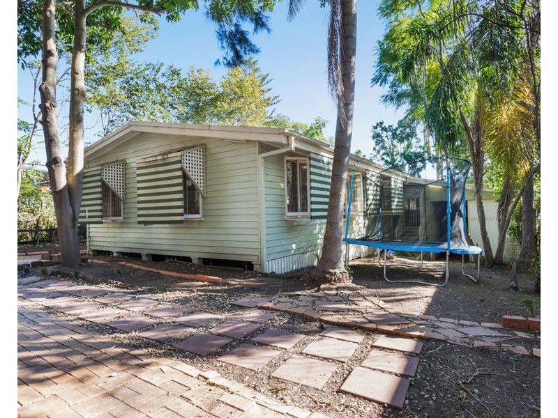 6 Marcel Street, East Ipswich QLD 4305
