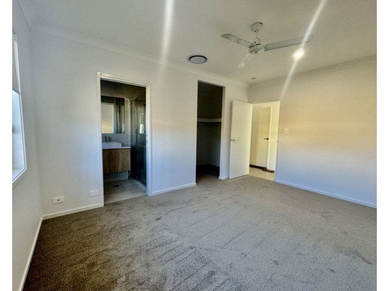 14 Glenmore St, Morayfield QLD 4506