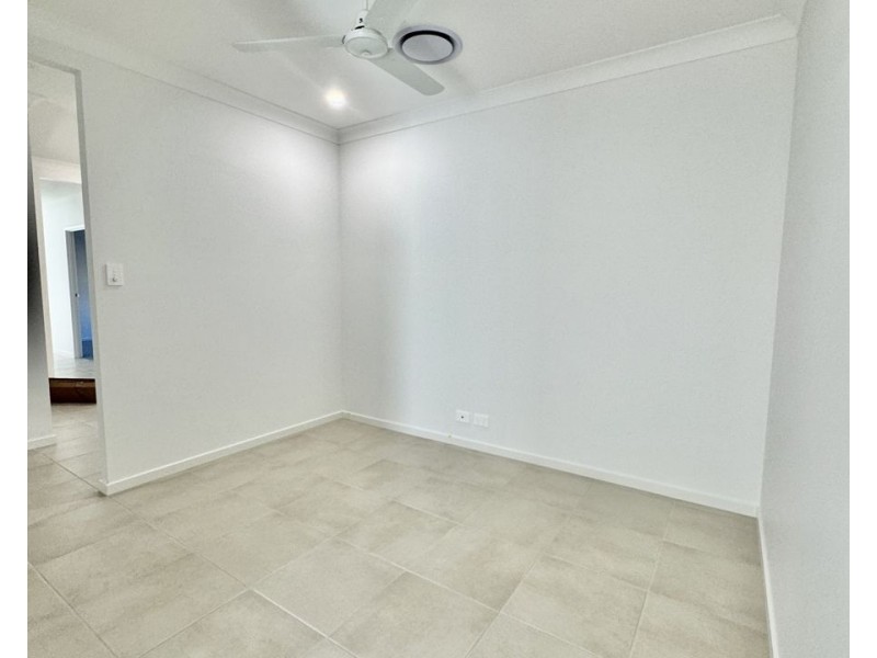 14 Glenmore St, Morayfield QLD 4506