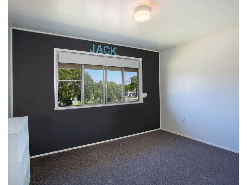 131 Cascade St, Raceview QLD 4305