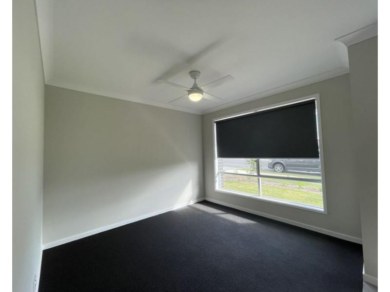 59 Sunbird Drive, Redbank Plains QLD 4301