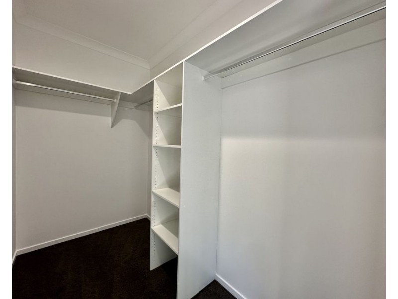 10 Coorong St, Yarrabilba QLD 4207