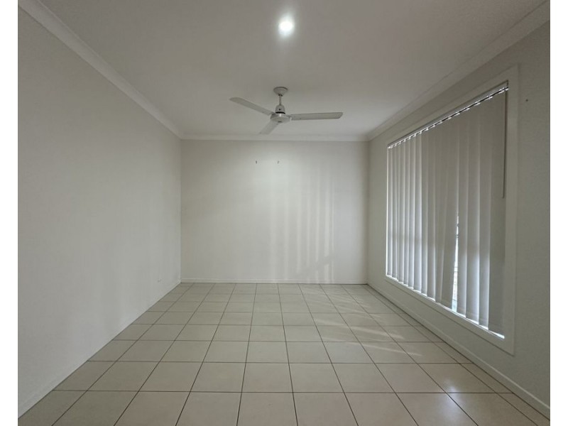 15 Mitchell St, Redbank Plains QLD 4301