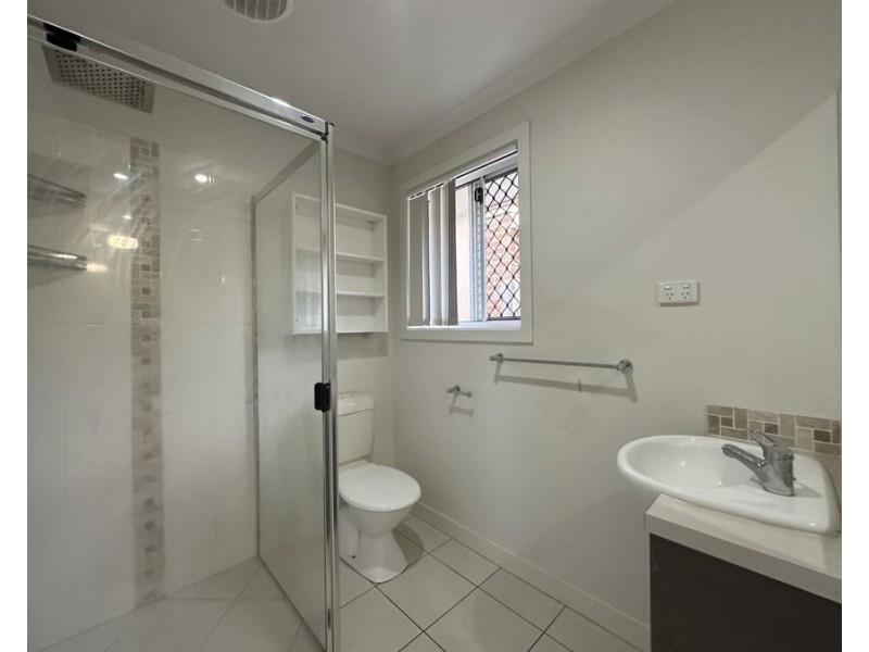 15 Mitchell St, Redbank Plains QLD 4301