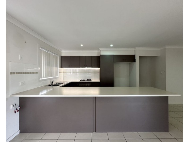 15 Mitchell St, Redbank Plains QLD 4301