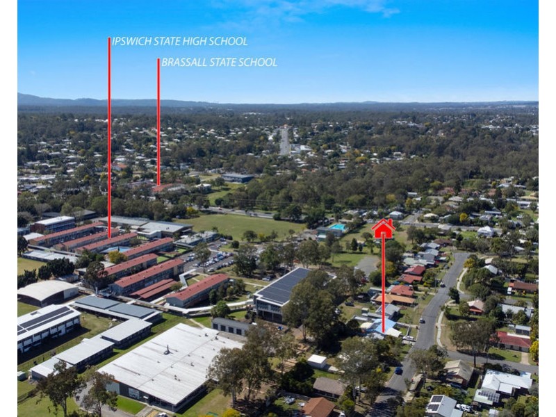 14 Leahy Street, Brassall QLD 4305