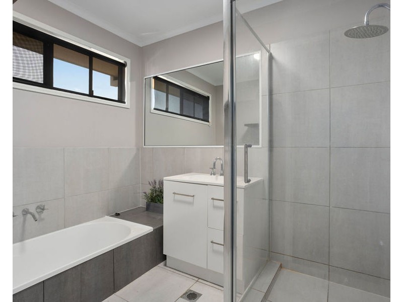 25/12 Bergin Street, Booval QLD 4304