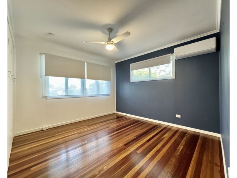 34 Flinders Dr, Leichhardt QLD 4305