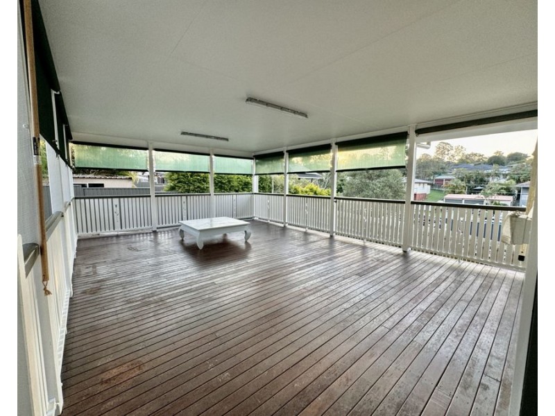 34 Flinders Dr, Leichhardt QLD 4305
