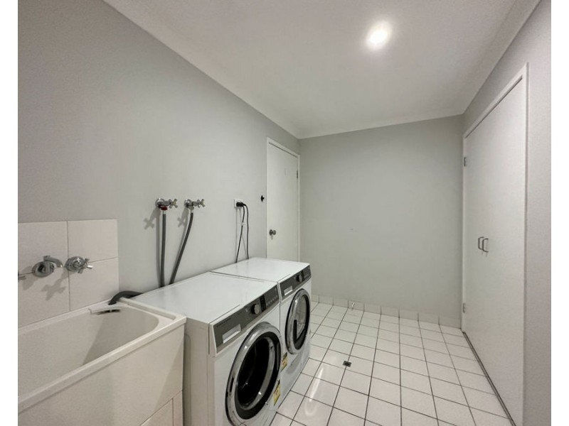 7 Cobourg Street, Forest Lake QLD 4078