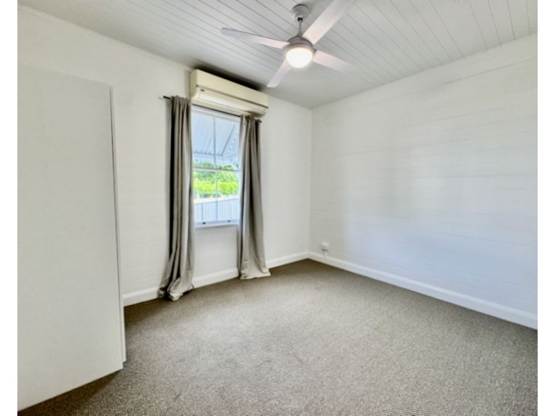 2 Willey Street, Ipswich QLD 4305