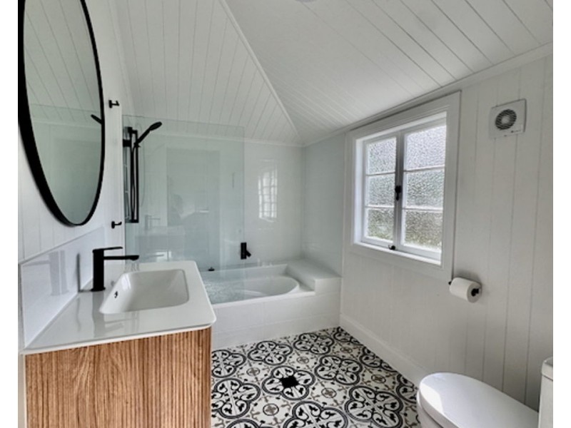 2 Willey Street, Ipswich QLD 4305