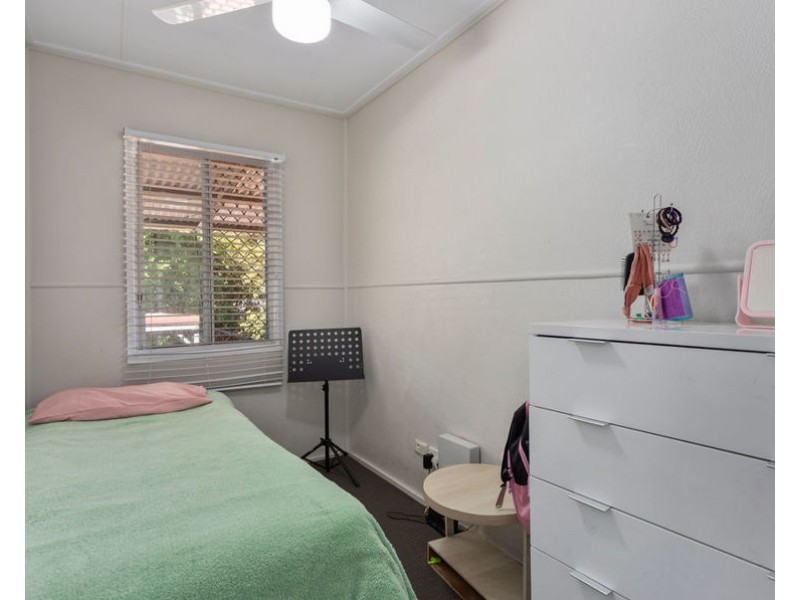 14 Ipswich Street, Riverview QLD 4303
