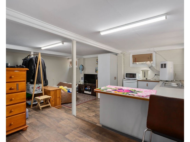 14 Ipswich Street, Riverview QLD 4303