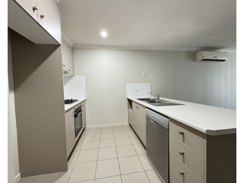 3/66 Glorious Promenade, Redbank Plains QLD 4301