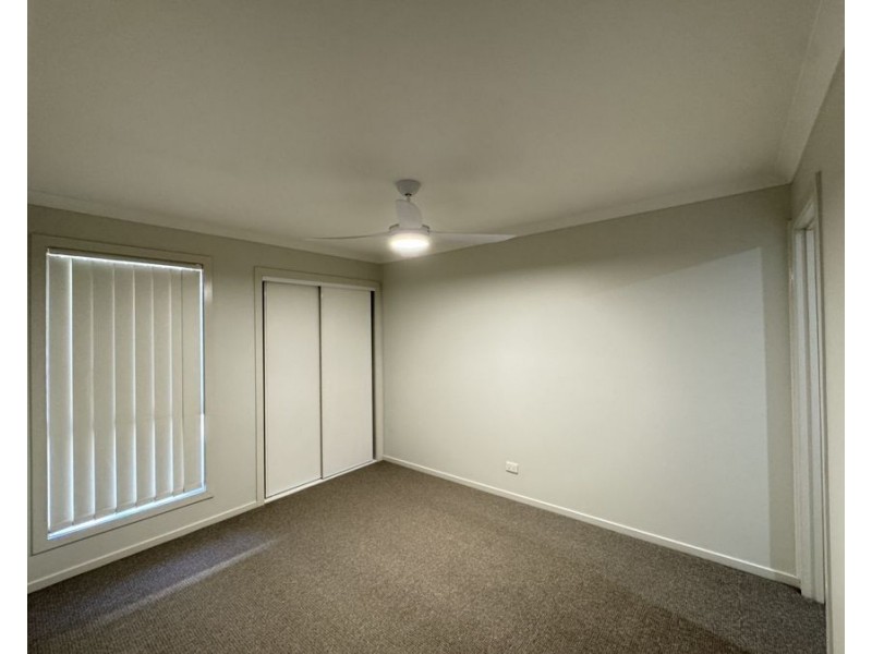 3/66 Glorious Promenade, Redbank Plains QLD 4301