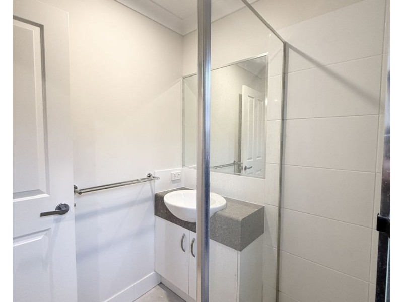 6 Georgina Place, Brassall QLD 4305