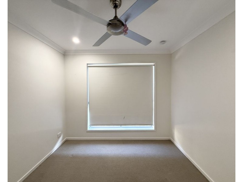 6 Georgina Place, Brassall QLD 4305