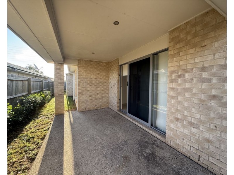 6 Georgina Place, Brassall QLD 4305