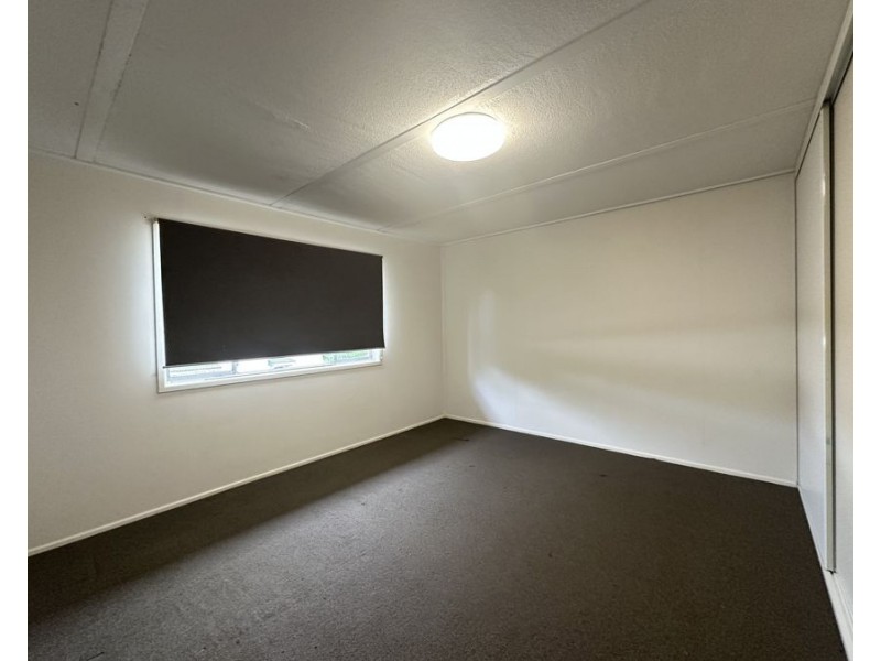 2/7 Tower St, Eastern Heights QLD 4305