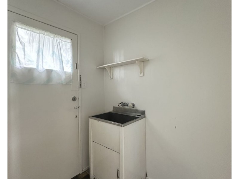 2/7 Tower St, Eastern Heights QLD 4305