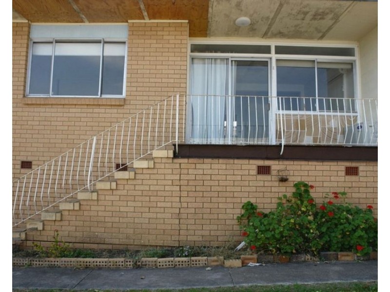 2/7 Tower St, Eastern Heights QLD 4305