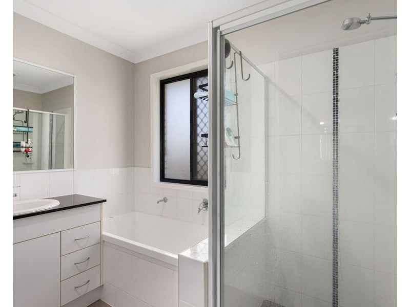 14 Tunstall Pl, Brassall QLD 4305