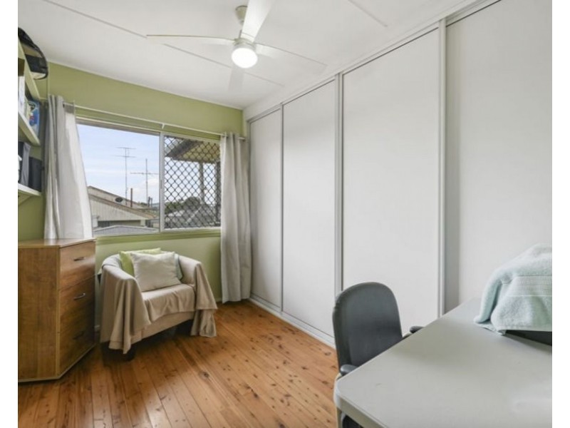 2 Monash Street, Newtown QLD 4350