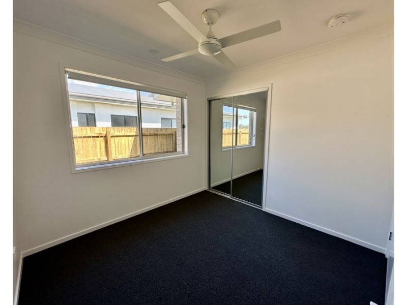 16 Gilmore Street, Walloon QLD 4306