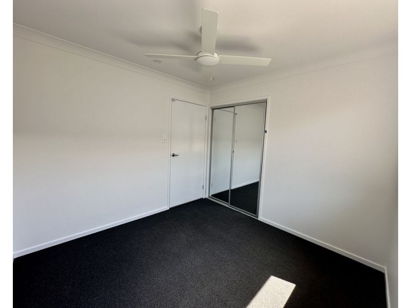 16 Gilmore Street, Walloon QLD 4306