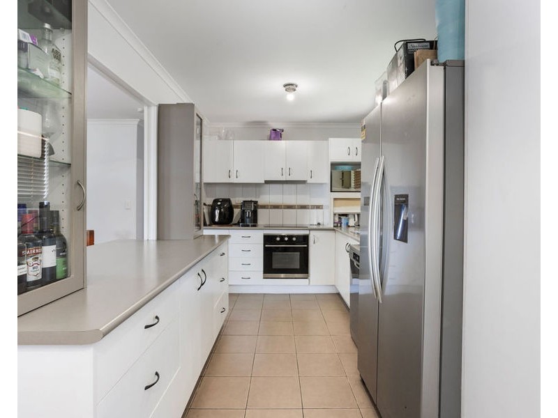 5 Heysen Court, Collingwood Park QLD 4301