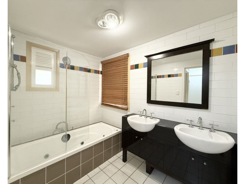 3 Palmer Street, North Ipswich QLD 4305