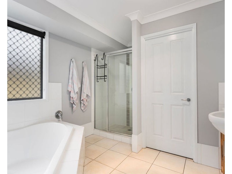 16 Oprah Court, Brassall QLD 4305