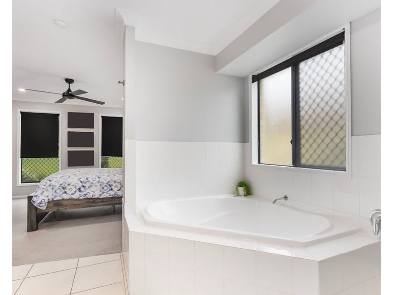 16 Oprah Court, Brassall QLD 4305