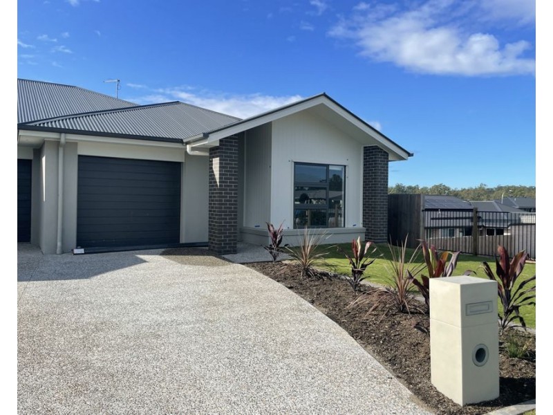 3B Georgia St, Flinders View QLD 4305