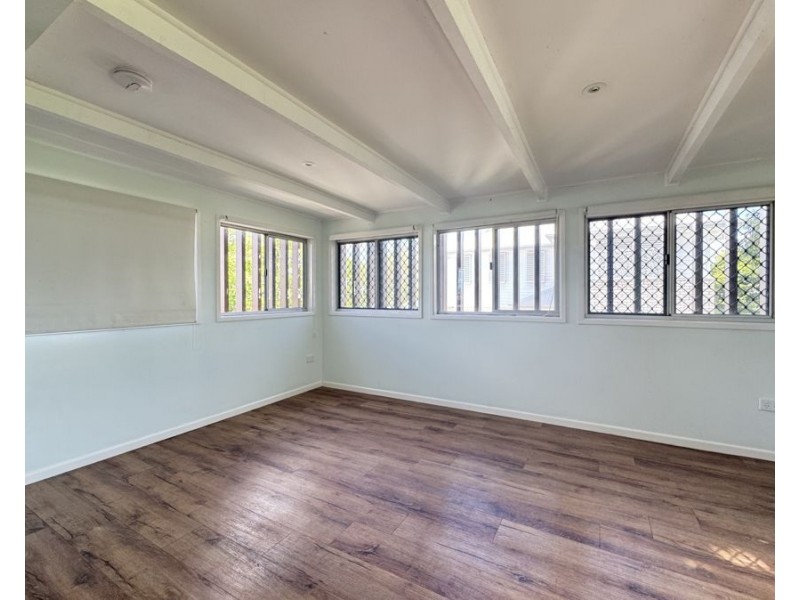 3 Simpson Street, North Ipswich QLD 4305