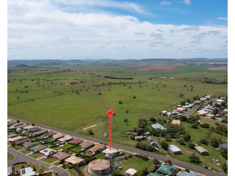 34 Newman Road, Wyreema QLD 4352