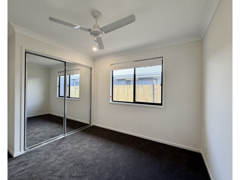 16 Howe Cct, Logan Reserve QLD 4133