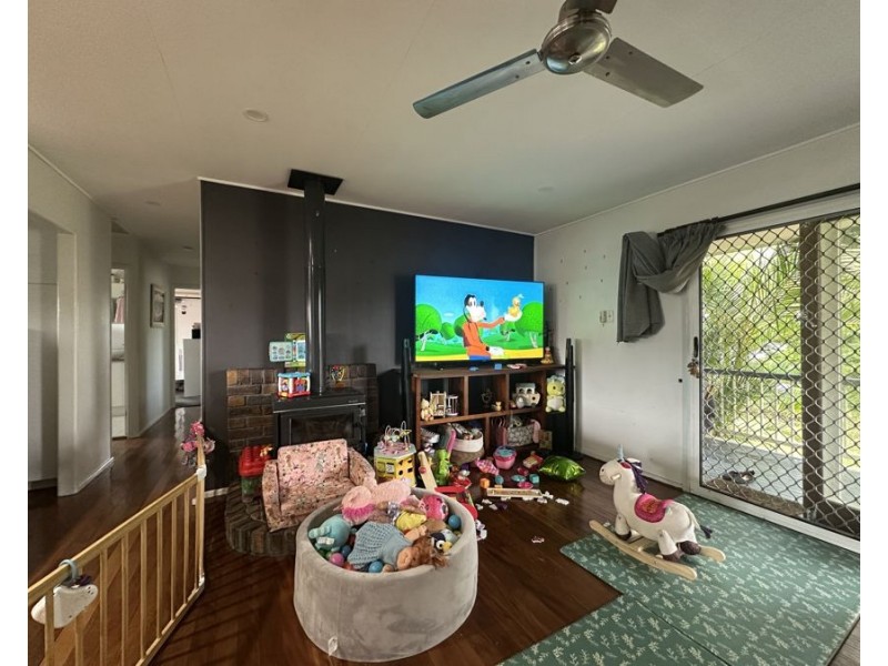 36 Mary St, Flinders View QLD 4305