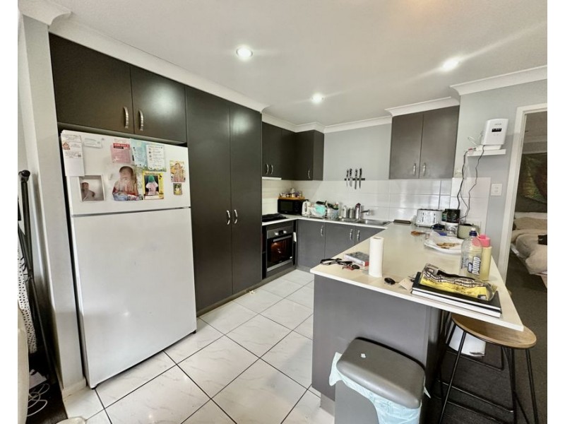 3/22 Denman St, Leichhardt QLD 4305