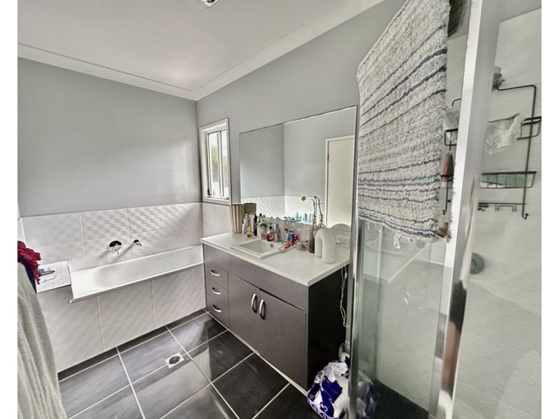 3/22 Denman St, Leichhardt QLD 4305