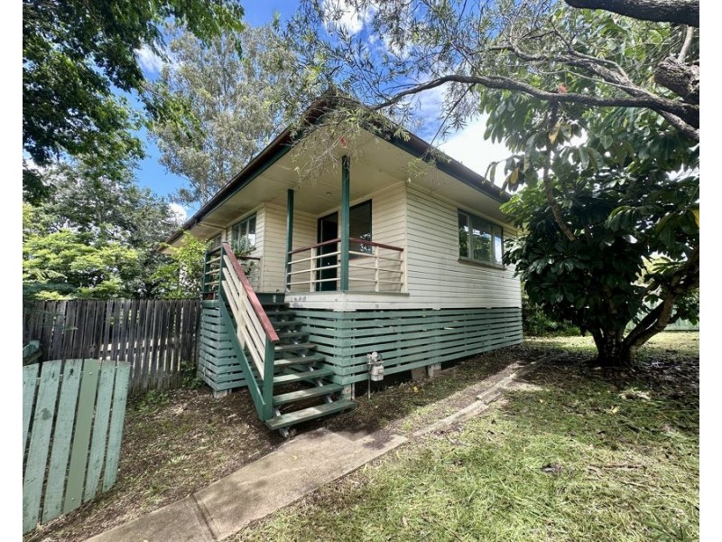 76 Aspinall Street, Leichhardt QLD 4305