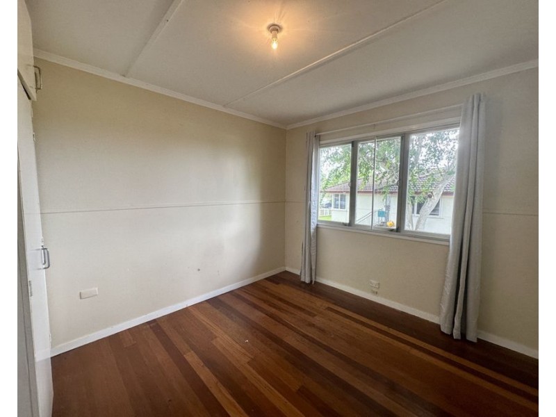 76 Aspinall Street, Leichhardt QLD 4305