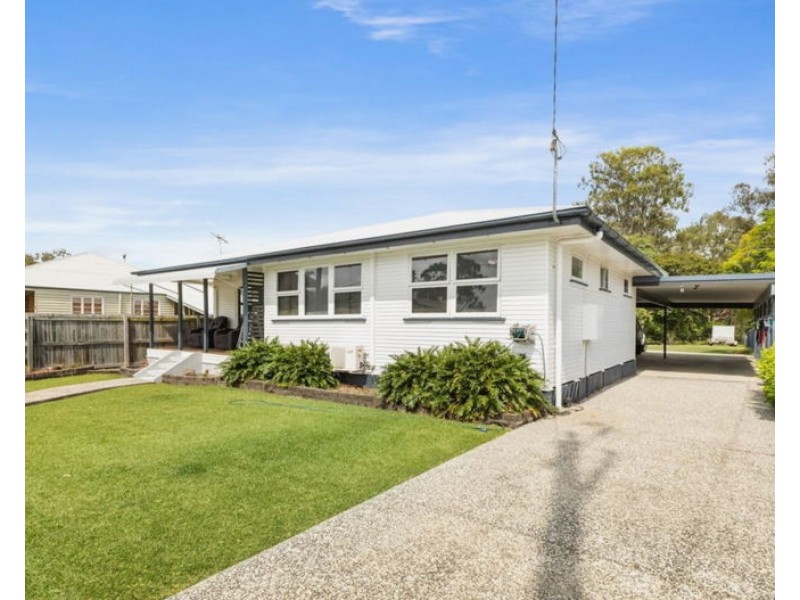 6 Holt St, Brassall QLD 4305