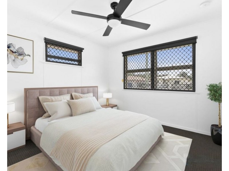 6 Holt St, Brassall QLD 4305