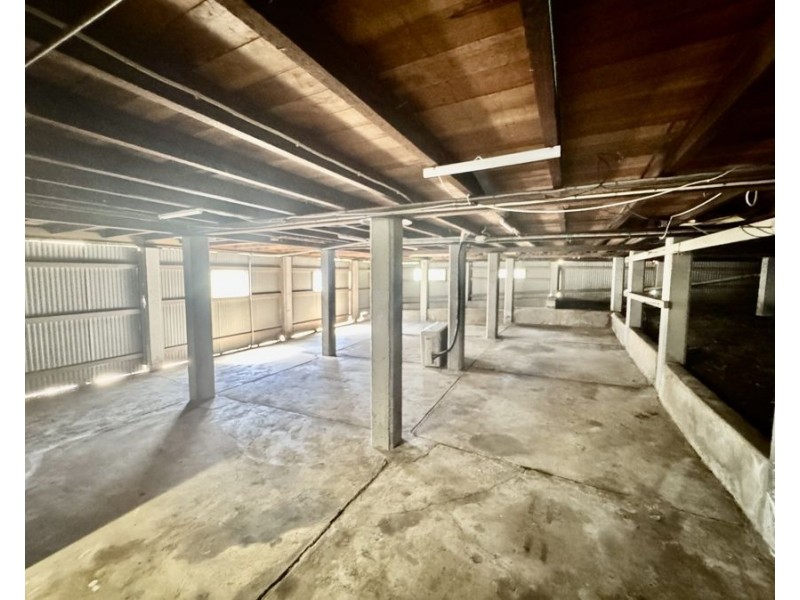 43 Salisbury Rd, Ipswich QLD 4305