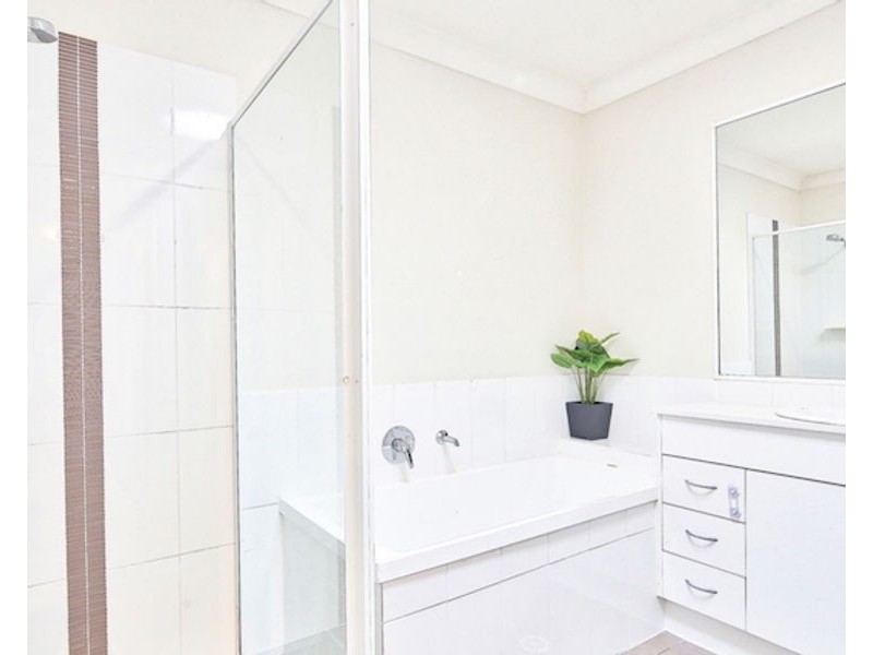 7 Lukin Ct, Brassall QLD 4305